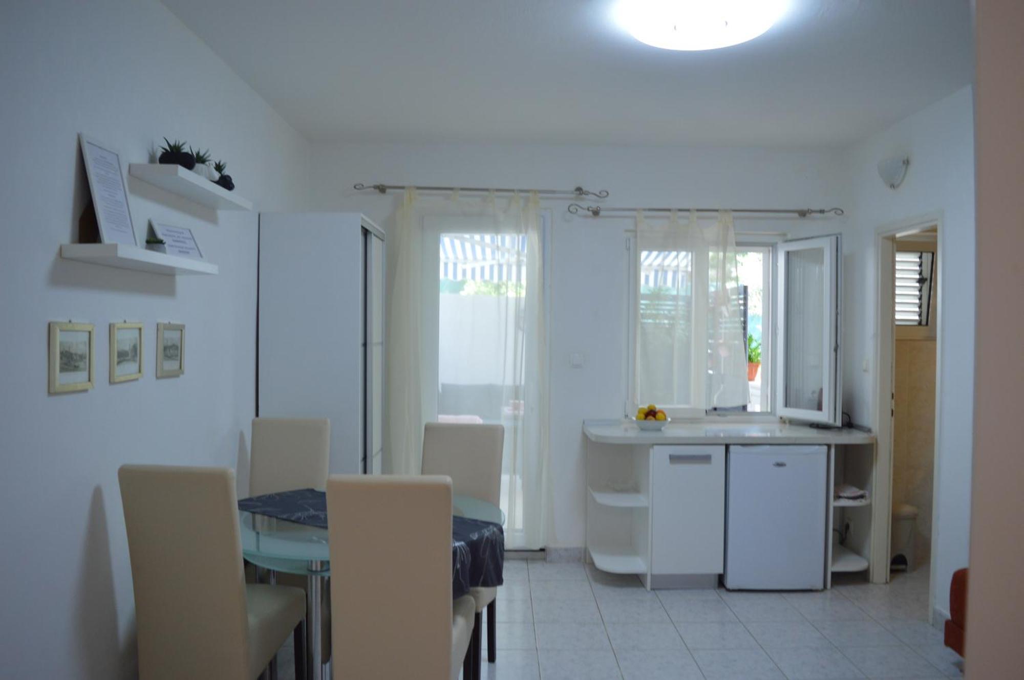 חוואר Kiki'S Haven By Villa Kristonia מראה חיצוני תמונה